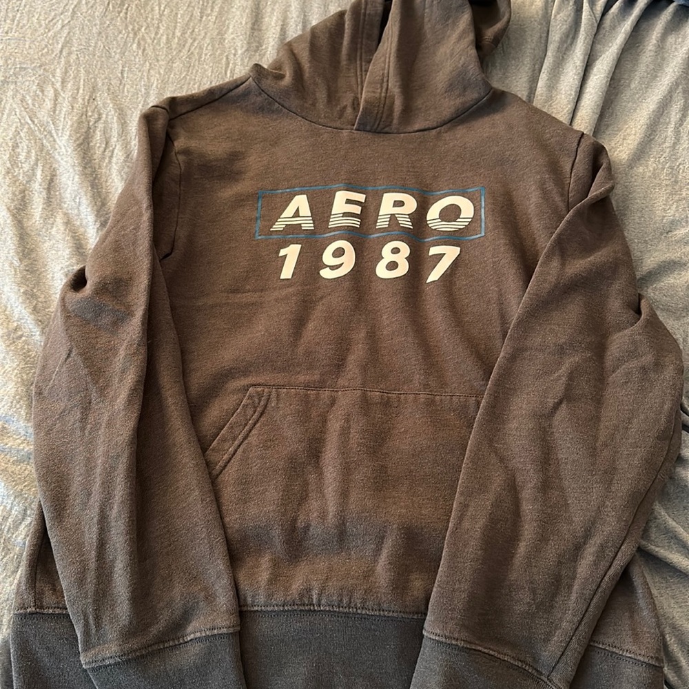 Men’s Aeropostale sweatshirt